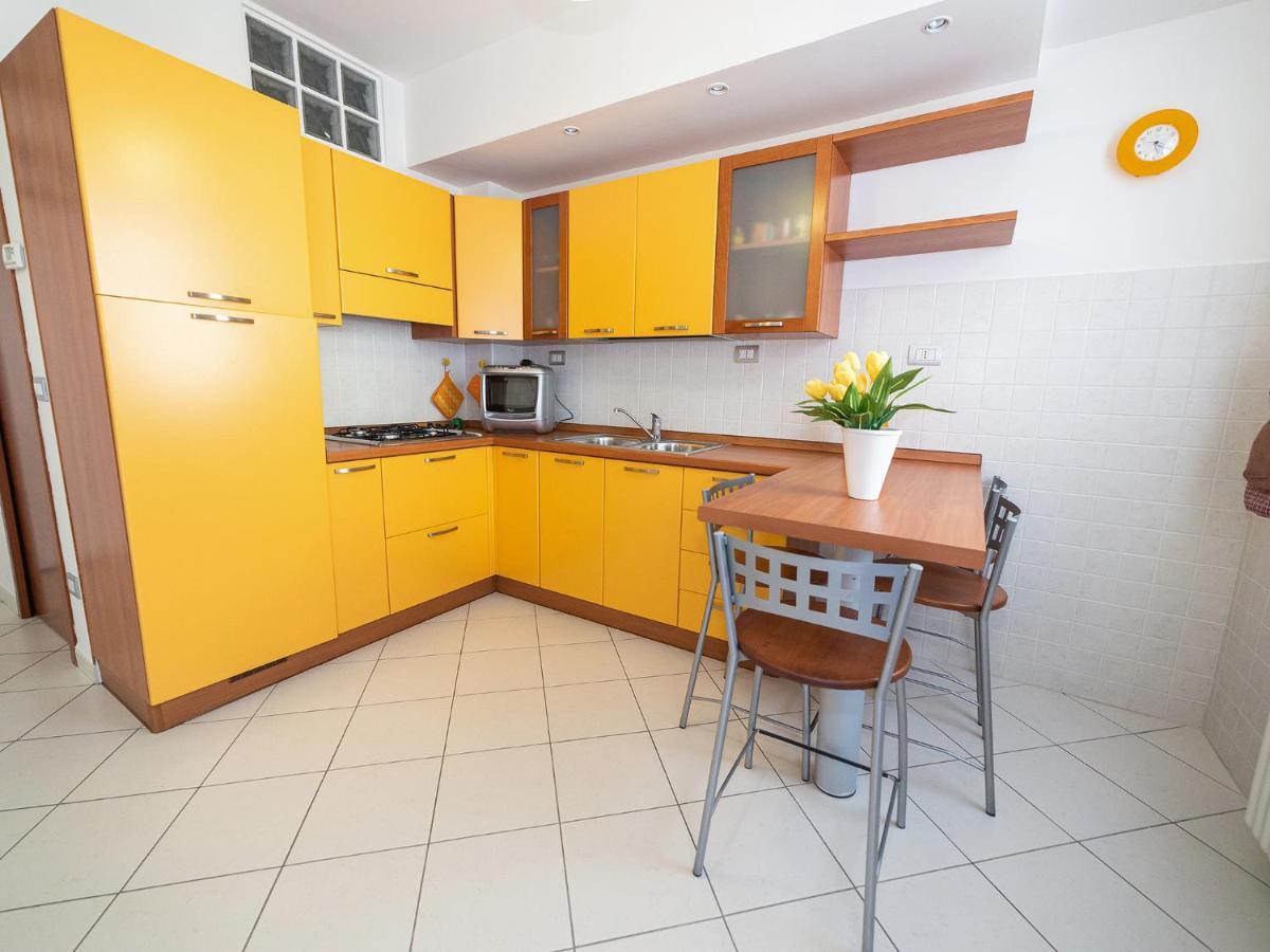 Terrazza Del Gelsomino With Terrace And Open View Apartment Borghetto Santo Spirito Ngoại thất bức ảnh